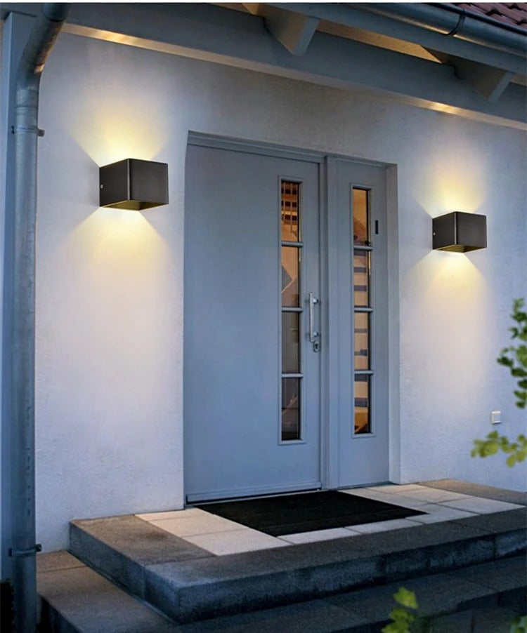 UrbanCube LED Outdoor Wall Lamp - Modern Cube Design & Weatherproof